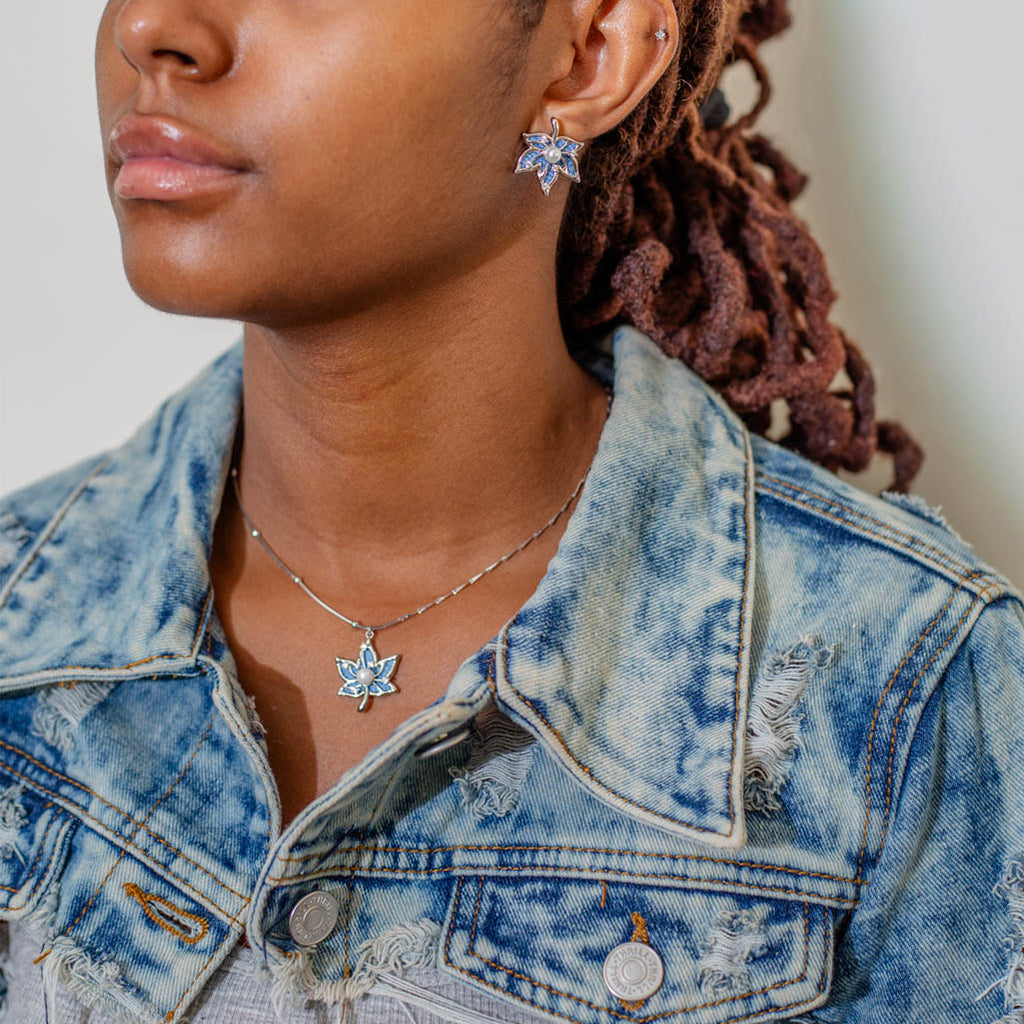 Maple Denim Necklace Lifestyle