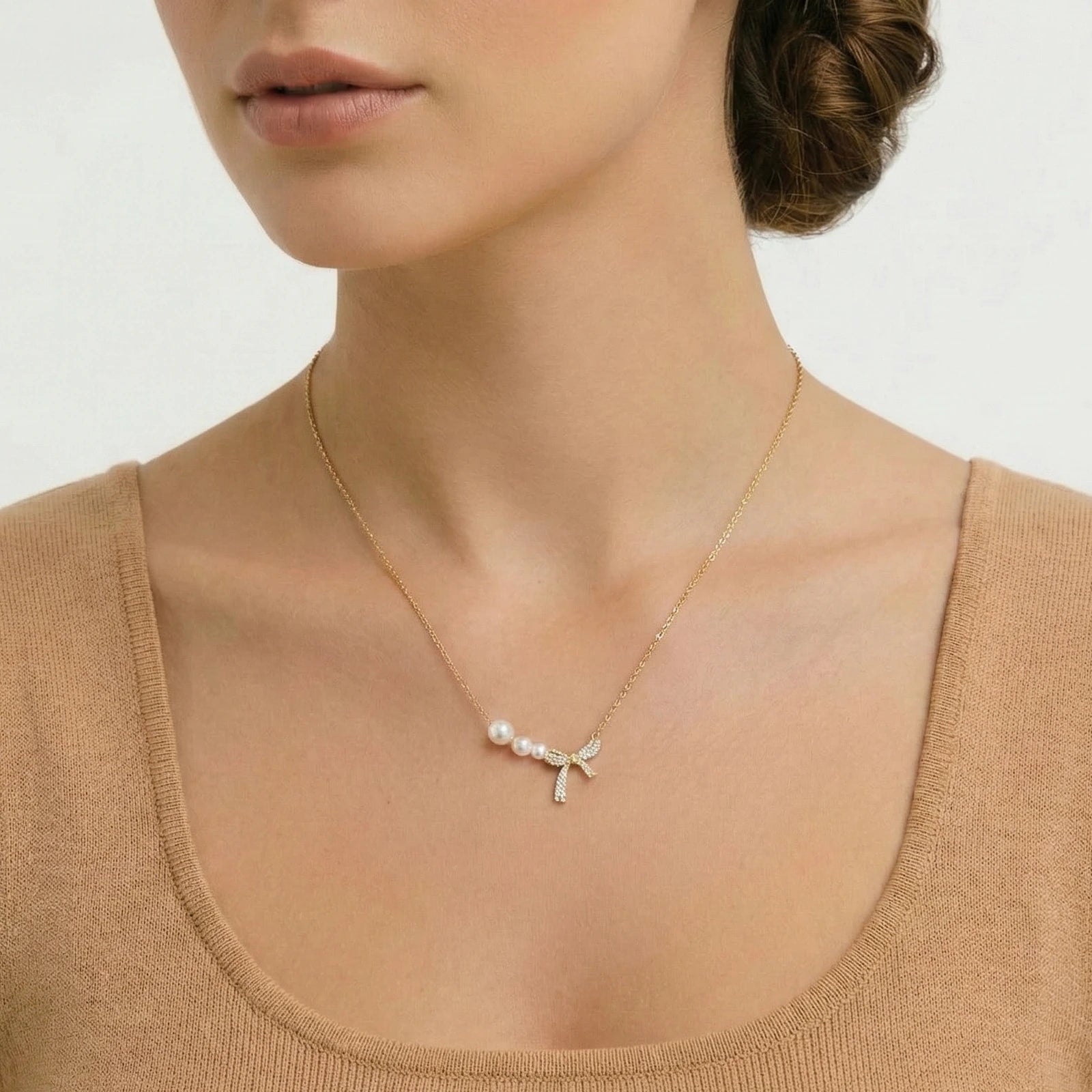 Bow and Pearl Necklace