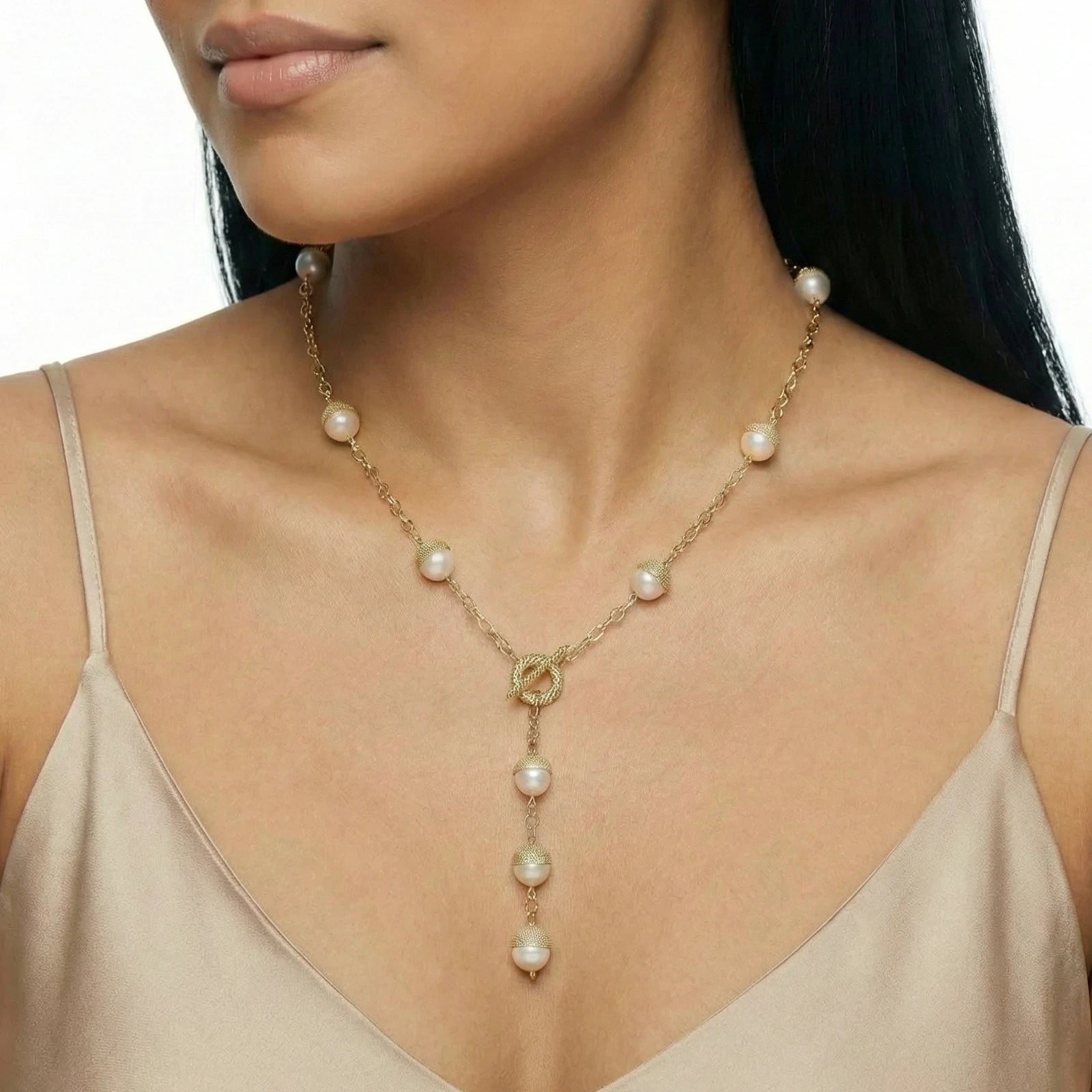 Cocooned Pearl Garden Necklace